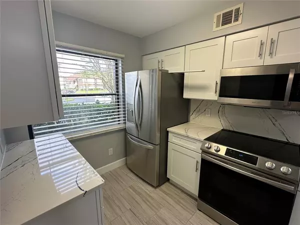 2 bedrooms apartment for rent in Vista East - East Orlando, Orlando