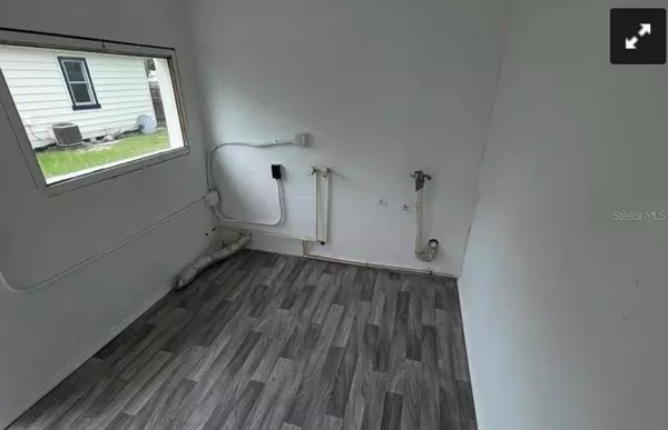 4 bedrooms apartment for rent in Sulphur Springs - North Tampa, Tampa