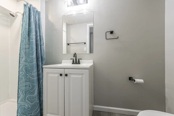 Coliving in Lee's Summit - Outer KCMO, Kansas City