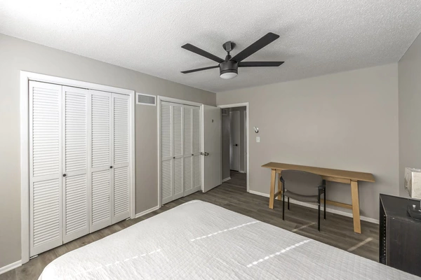 Coliving in Lee's Summit - Outer KCMO, Kansas City