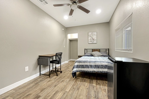 Coliving in Glendale - NW Valley, Phoenix