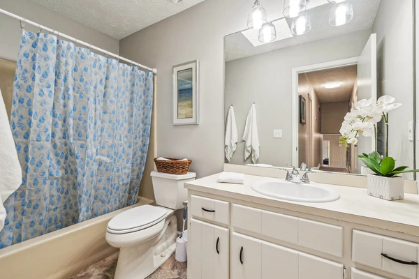 Coliving in Woodstock GA - North Atl, Atlanta