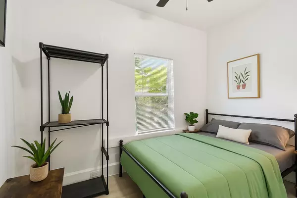 Coliving in Kenwood - Clearwater-St. Petersburg, Tampa