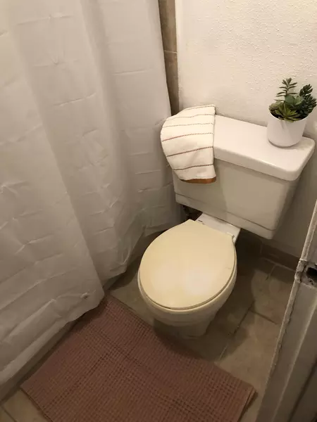 Coliving in Greater Inwood - Nw Houston, Houston