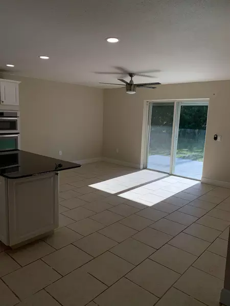 Coliving in Melbourne - Outer Orlando, Orlando