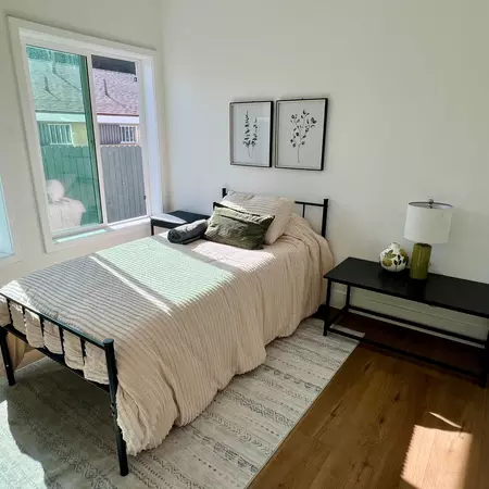 Coliving in Long Beach - The Harbor, Los Angeles