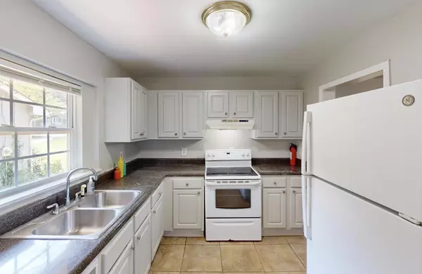 Coliving in Fuquay-Varina - Outer Triangle, Raleigh