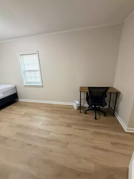 Coliving in Fuquay-Varina - Outer Triangle, Raleigh