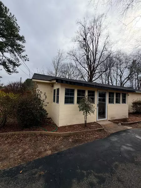 Coliving in Fuquay-Varina - Outer Triangle, Raleigh