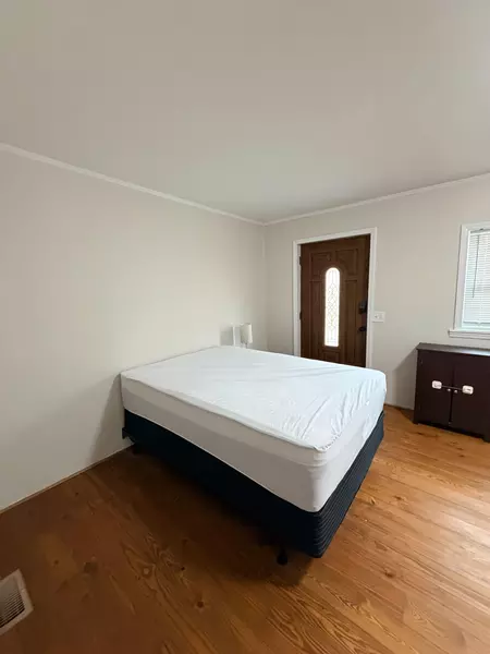 Coliving in Fuquay-Varina - Outer Triangle, Raleigh