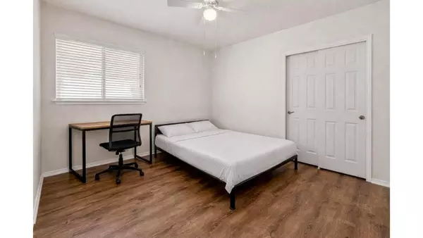 Coliving in Far West Side - West SATX, San Antonio