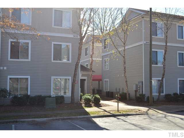 Coliving in Fairmont - Central Raleigh, Raleigh