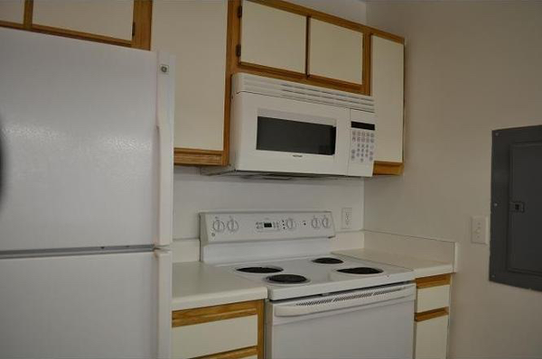 Coliving in Fairmont - Central Raleigh, Raleigh