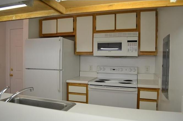 Coliving in Fairmont - Central Raleigh, Raleigh