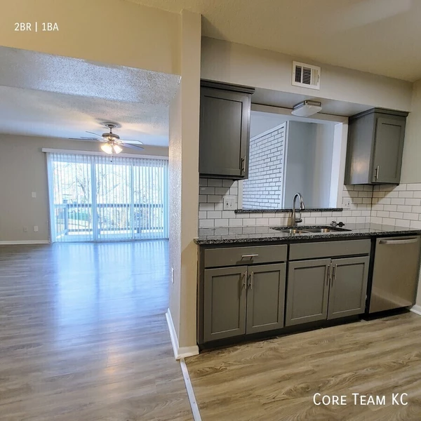 2 bedrooms apartment for rent in Midtown-Westport - KCMO, Kansas City