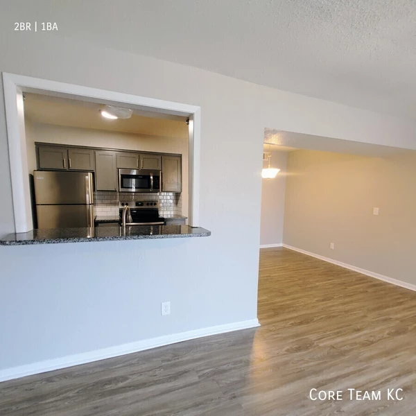 2 bedrooms apartment for rent in Midtown-Westport - KCMO, Kansas City