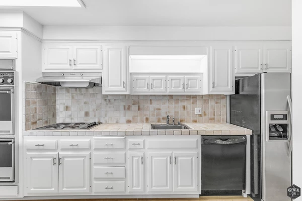 2 bedrooms apartment for rent in Brentwood - Westside / South Bay, Los Angeles