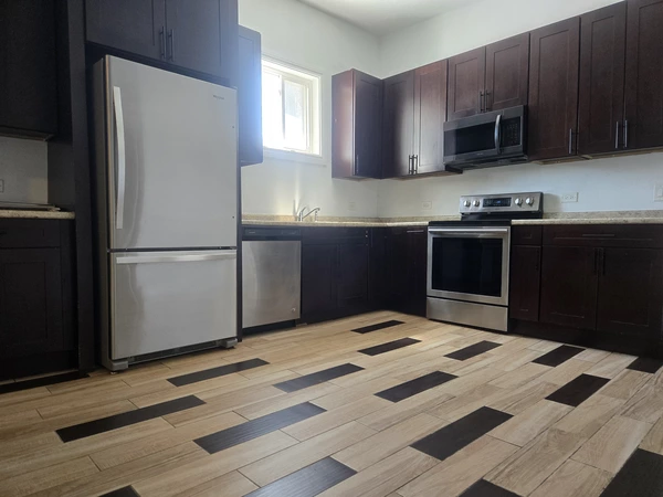 3 bedrooms apartment for rent in Rogers Park - Far North Side, Chicago