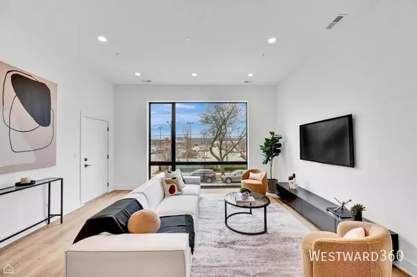 3 bedrooms apartment for rent in Little Italy/Uic - Central, Chicago