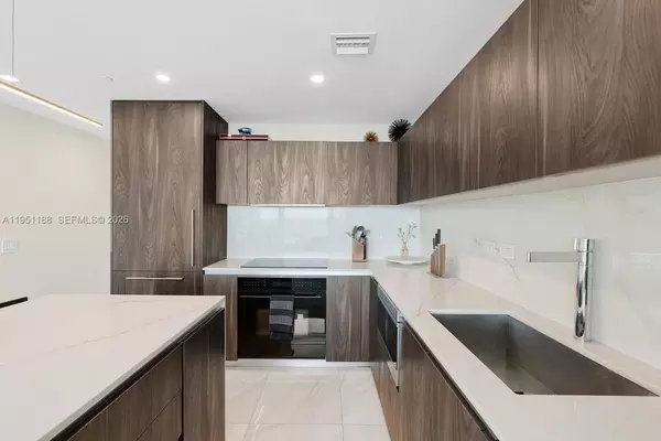 2 bedrooms apartment for rent in Beverly Terrace - Miami, Miami