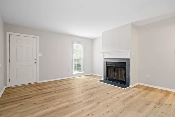2 bedrooms apartment for rent in Wade - Central Raleigh, Raleigh