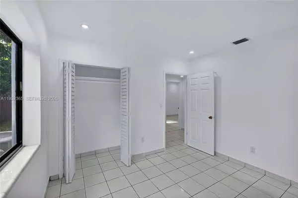 3 bedrooms apartment for rent in North Miami Beach - Miami Dade, Miami