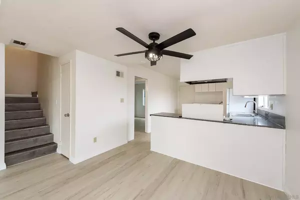 4 bedrooms apartment for rent in South Park - Inland, San Diego