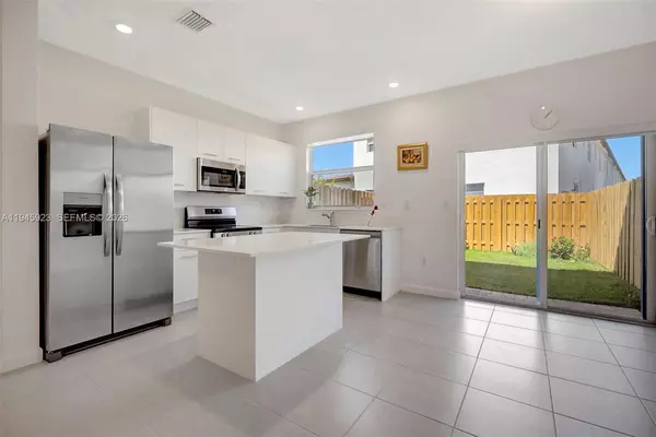 3 bedrooms apartment for rent in Opa Locka - Miami Dade, Miami