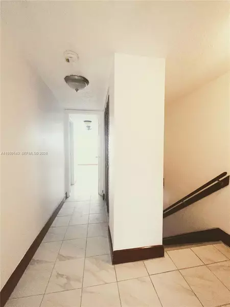 2 bedrooms apartment for rent in Tamiami - Miami Dade, Miami