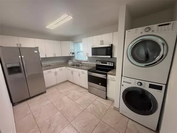 2 bedrooms apartment for rent in Westchester FL - Miami Dade, Miami
