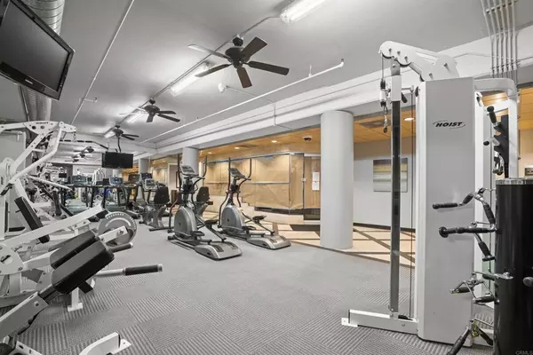 2 bedrooms apartment for rent in Little Italy - Central SD, San Diego