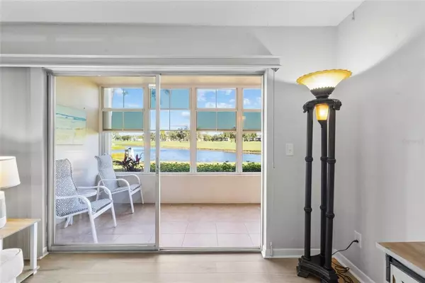 2 bedrooms apartment for rent in The Meadows - Sarasota, Sarasota