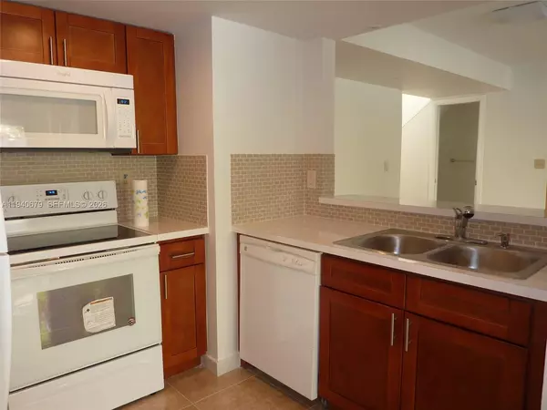 2 bedrooms apartment for rent in South Miami - Miami Dade, Miami