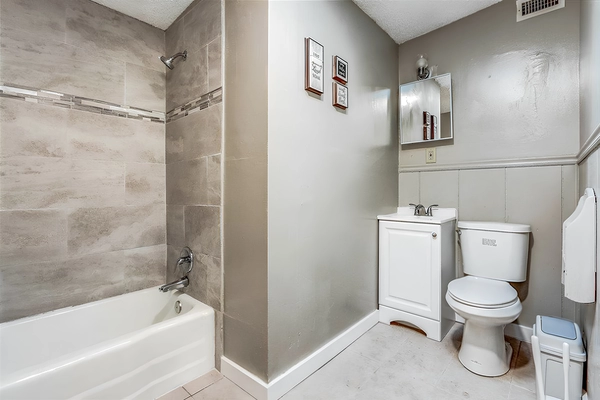 Coliving in Highlands - Northside, Jacksonville