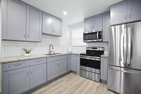 Coliving in Sulphur Springs - North Tampa, Tampa