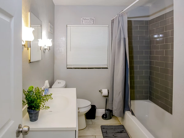 Coliving in University Square - North Tampa, Tampa