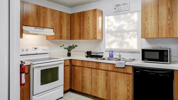 Coliving in University Square - North Tampa, Tampa