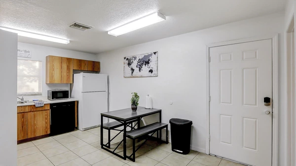 Coliving in University Square - North Tampa, Tampa