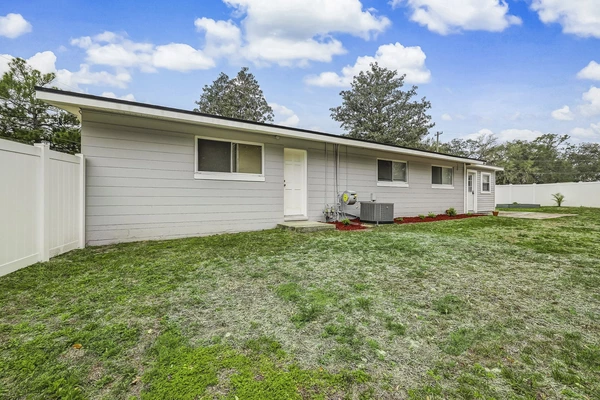 Coliving in Cedar Hills - Westside, Jacksonville