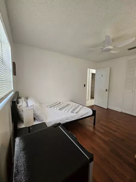 Coliving in Belle Isle - South Orlando, Orlando