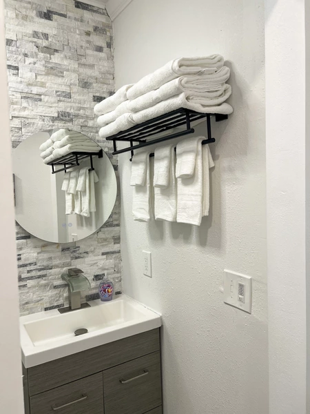 Coliving in Manor - East Austin, Austin