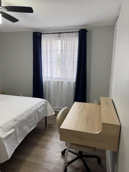 Coliving in Idlewild South - East Charlotte, Charlotte