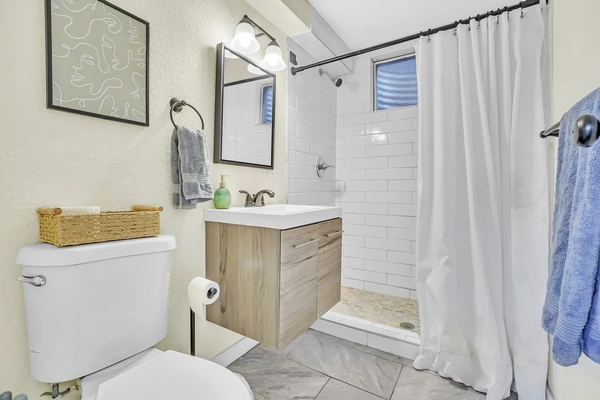 Coliving in Westminster - Outer Denver, Denver