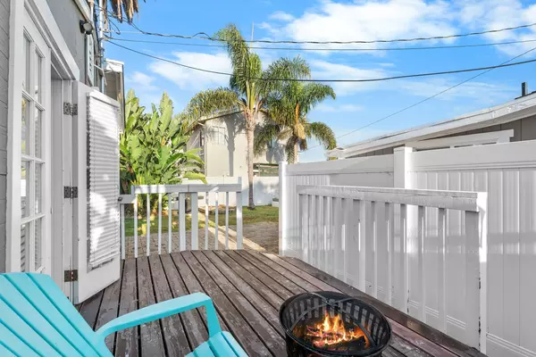 Coliving in Huntington Beach - Orange County, Los Angeles