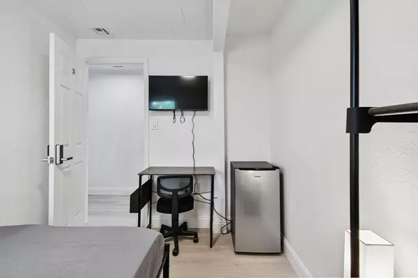 Coliving in Kenwood - Clearwater-St. Petersburg, Tampa