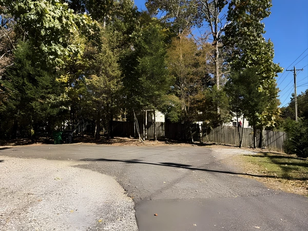 Coliving in College Downs - North Charlotte, Charlotte