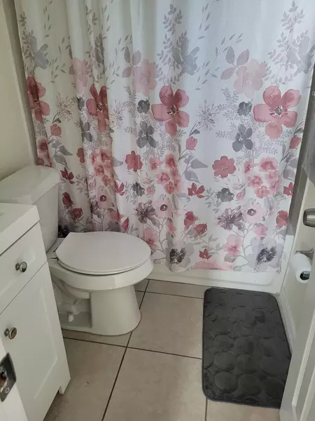 Coliving in Oak Ridge - West Orlando, Orlando