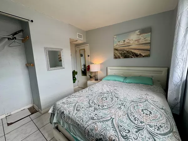 Coliving in West Palm Beach - Palm Beach County, Miami