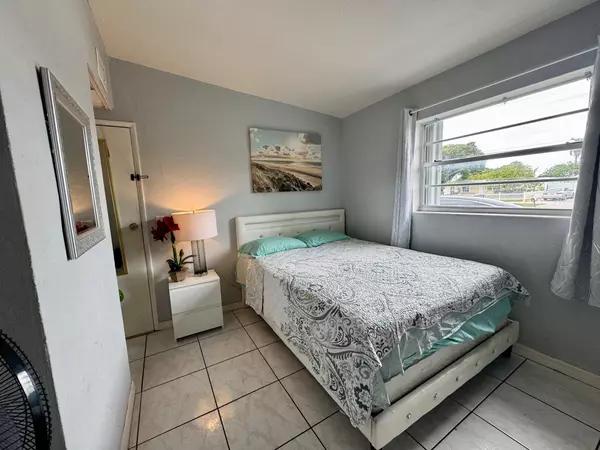 Coliving in West Palm Beach - Palm Beach County, Miami