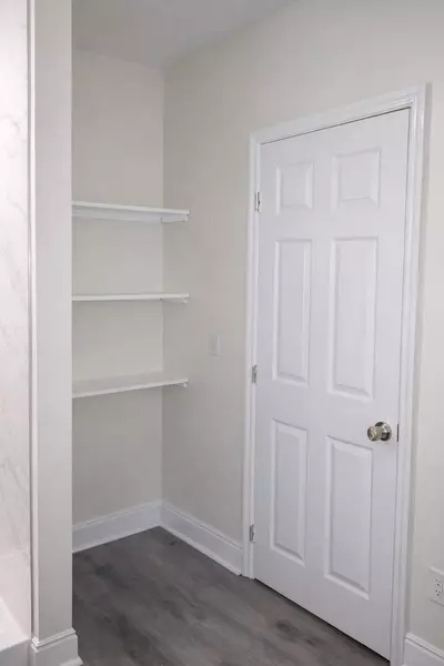 Coliving in Lake Forest - Northside, Jacksonville